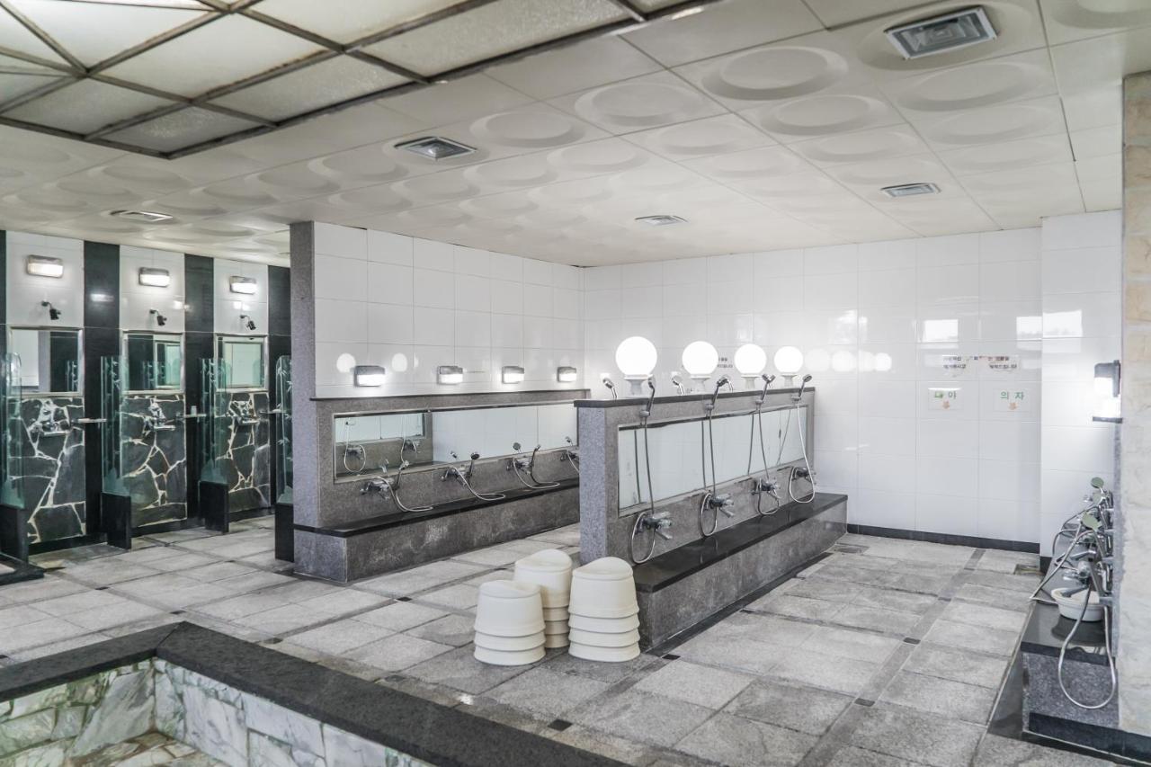 Namhae Sports Park Hotel エクステリア 写真